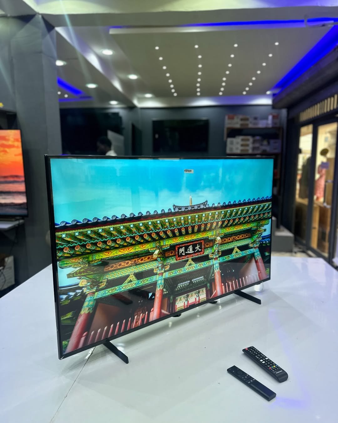 de_ofmark-20260211-0081 Samsung 50″ Crystal UHD 4K Smart TV (Pre-Owned, Latest Model 2021/22) - Image 1