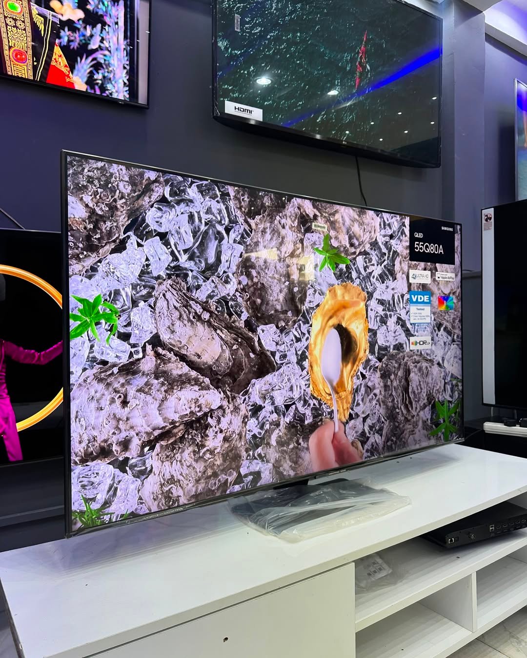 de_ofmark-20260211-0122 Samsung 55” QLED TV — Higher Series 8 (Premium Smart 4K) - Image 1