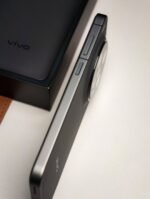 Vivo X300 – 12GB / 256GB (Used, Perfect Condition, Complete Set) - Image 6