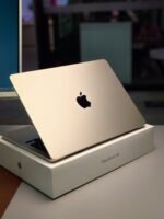 MacBook Air 13″ – M4, 16GB / 512GB (Used, Perfect Condition, 🔋100% – 20 Cycles, Complete Set)