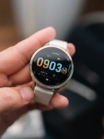 Garmin Venu 4 – 41mm Lunar Gold (Used, Perfect Condition, Complete Set)