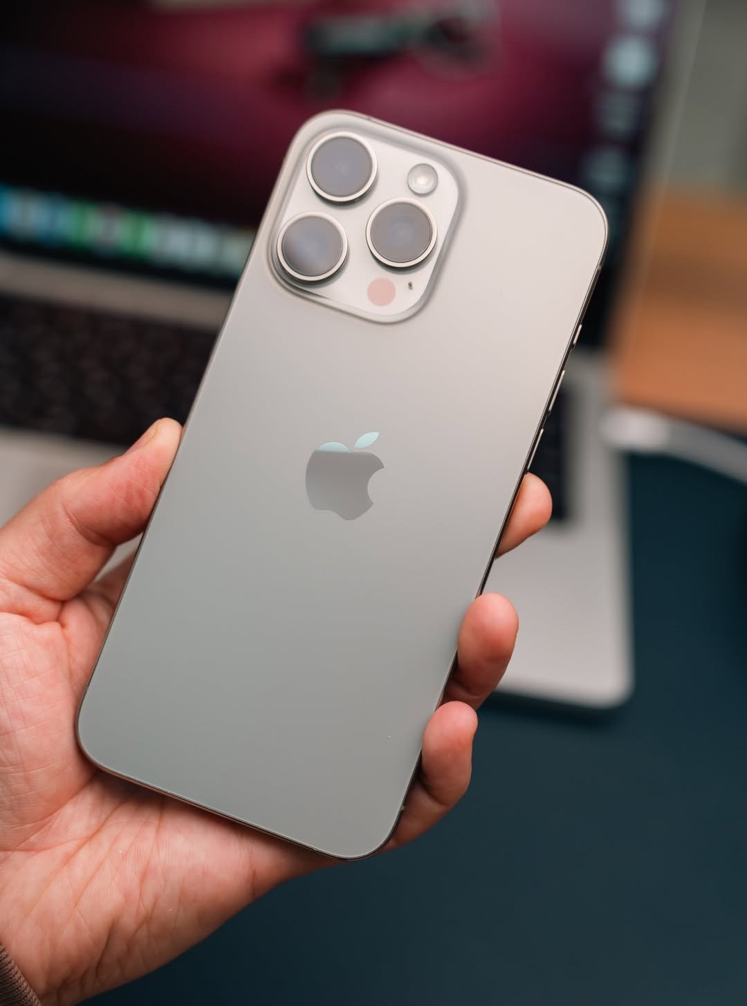 sotochka312-20260201-0086 iPhone 15 Pro Max – 1TB Natural Titanium (Used, 🔋85%) - Image 1