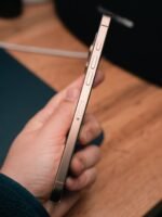 iPhone 16 Pro Max – 256GB (Used, Excellent Condition, 🔋91%) - Image 5