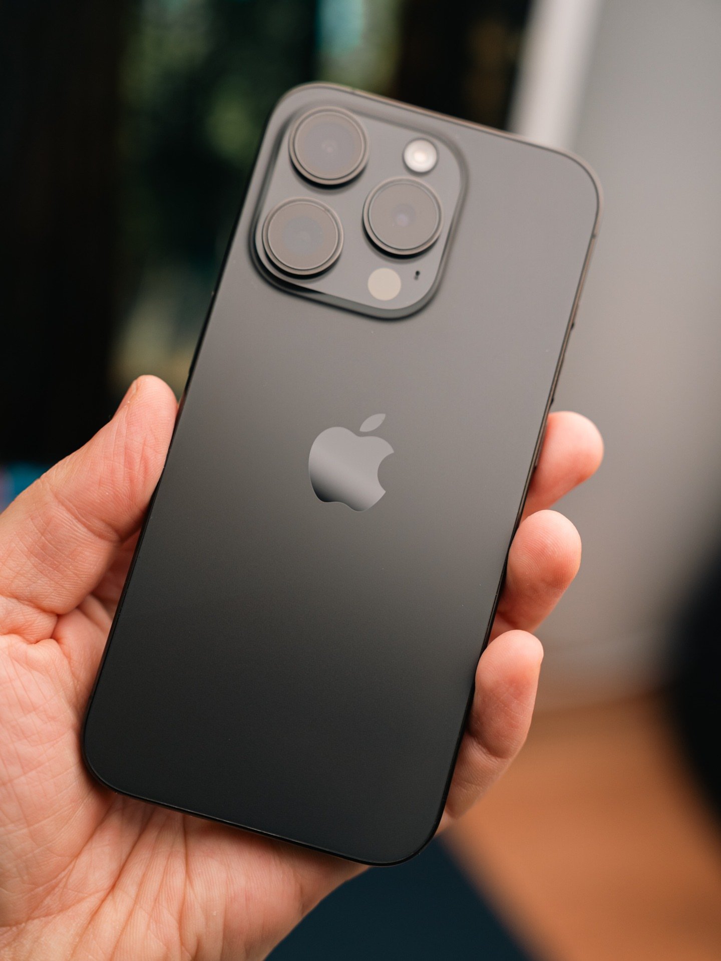 sotochka312-20260201-0132 iPhone 15 Pro – 256GB (Used, Perfect Condition, 🔋87%) - Image 1