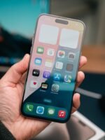 iPhone 15 Pro Max – 256GB (Used, Excellent Condition, 🔋86%)