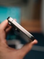 iPhone 16 Pro Max – 512GB (Used, Excellent Condition, 🔋94%) - Image 3