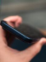 iPhone 17 Pro – 256GB (Used, Housing Dent, 🔋100%) - Image 3