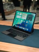 iPad Air 13" M2 – 256GB, WiFi + Cellular (Used, Perfect Condition) - Image 2