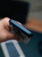 iPhone 17 Pro – 512GB (SIM + eSIM, Used, Perfect Condition, 🔋100%) - Image 4