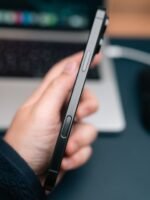 iPhone 16 Pro Max – 1TB Black Titanium (Used, Official Replacement, 🔋100%) - Image 6