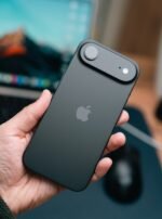 iPhone Air – 256GB Space Black (Used, Perfect Condition, 🔋100%)