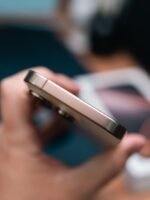 iPhone 16 Pro – 128GB (Used, Perfect Condition, 🔋90%) - Image 4