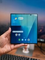 Samsung Galaxy Z Fold 7 – 12GB / 256GB (SIM + eSIM) - Image 8