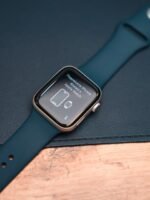 Apple Watch SE (2nd Gen) – 44mm Silver (Used, Perfect Condition)