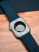 Apple Watch SE (2nd Gen) – 44mm Silver (Used, Perfect Condition) - Image 4