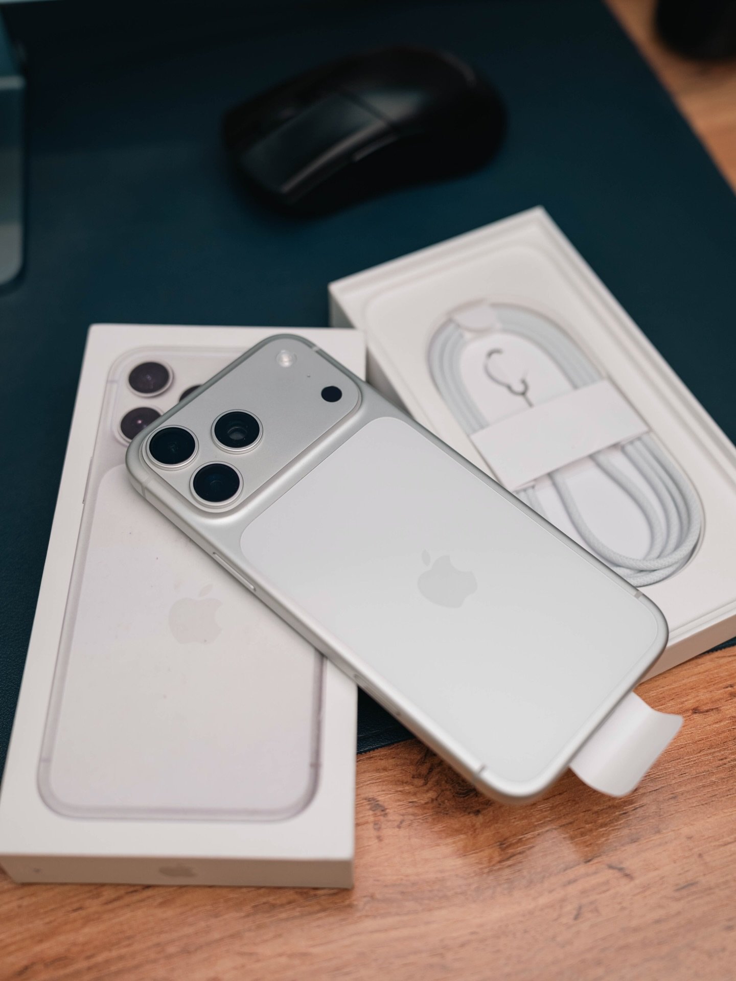 sotochka312-20260202-0358 iPhone 17 Pro Max – 256GB (SIM + eSIM, Used, Perfect Condition, 🔋100%) - Image 1