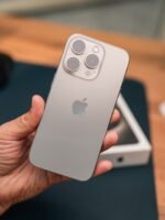 iPhone 15 Pro – 256GB Natural Titanium (Used, Perfect Condition, 🔋90%)