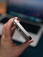 iPhone 15 Pro Max – 256GB (Used, Excellent Condition, 🔋84%) - Image 4