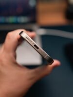 iPhone 15 Pro – 128GB (Used, Perfect Condition, 🔋86%) - Image 4